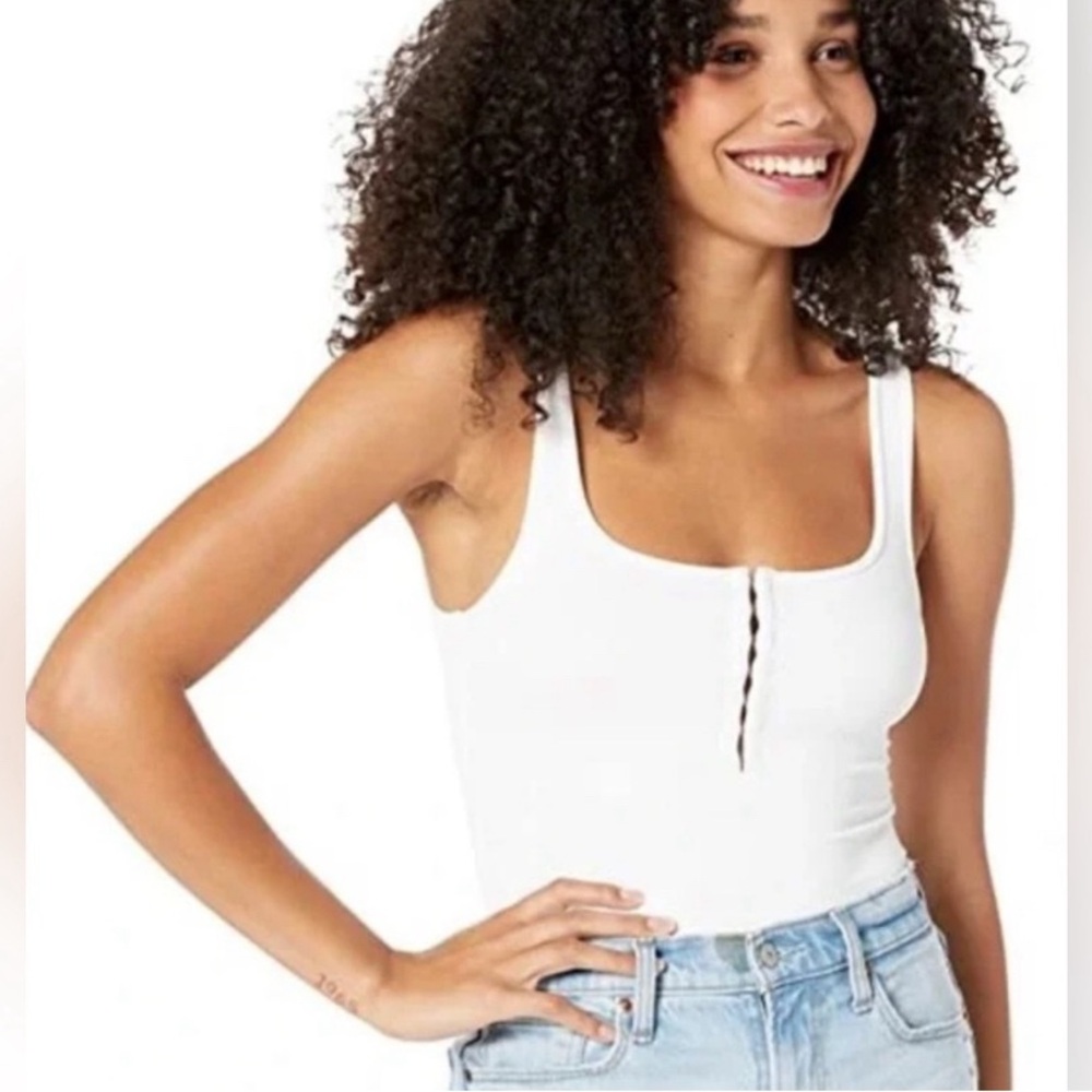 Hook and eye clasp Abercrombie bodysuit